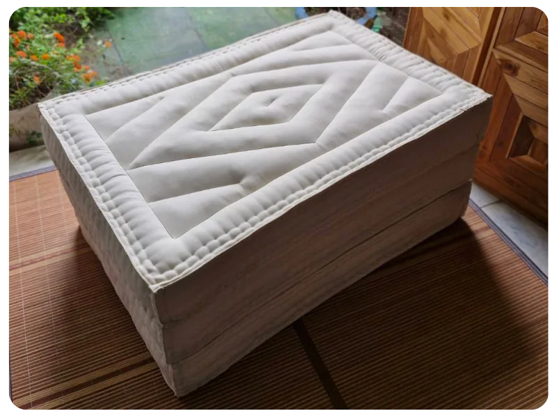 060625 mattress 3 5 cream 06