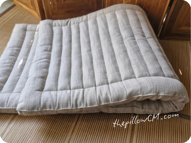 ที่นอนท็อปเปอร์นุ่นเย็บแบบนุ่มพิเศษ วางบนเบาะแข็งช่วยกระจายแรงกดทับทั่วแผ่น