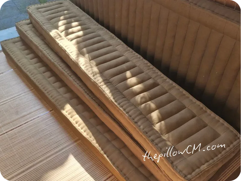 งานติดตั้งเบาะนุ่นบนรถตู้ดัดแปลง (Campervan) รุ่น Signature Selection สวยงามลงตัว