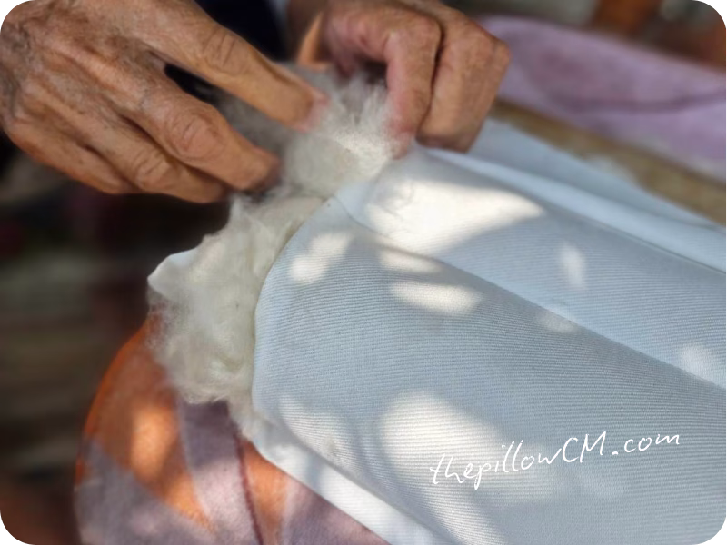 งานเย็บหมอนหก ยัดนุ่นแท้ 100% งาน handmade ละเอียดปราณีตทุกขั้นตอน สั่งทำตามขนาดได้