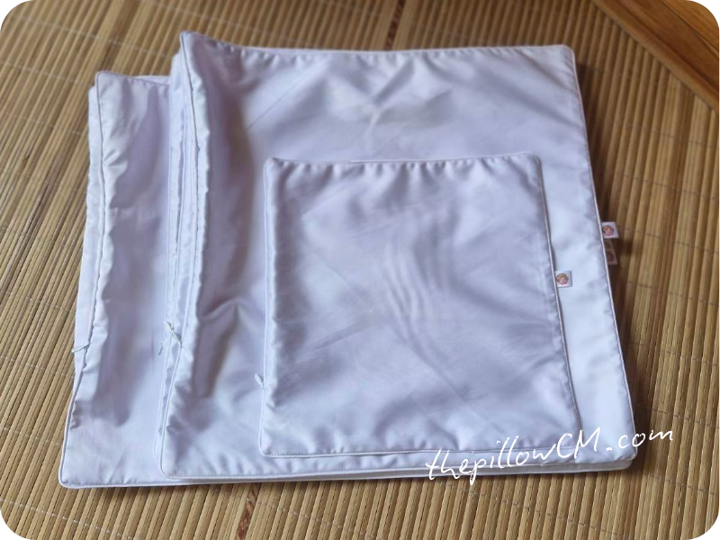 030526 throw inserts 08 33 รับเย็บไส้หมอนอิงตามขนาด เย็บด้วยผ้ากันไรฝุ่น มีช่องเติมไส้หมอนเองได้ งาน DIY