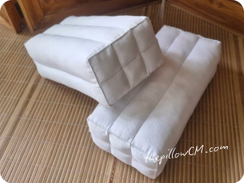 120626 traditional pillow 04 24 หมอนหกนุ่นสั่งทำ ยัดนุ่นแน่น ทรงสี่เหลี่ยมแข็งแรง ใช้งานได้หลากหลาย