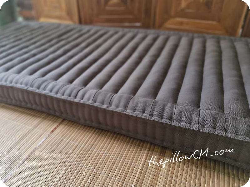 060726 75 180 bench pad 03 2 Bench Pad Custom Made ขนาด 75 x 180 ซม. เย็บตามขนาดที่ลูกค้าต้องการ หุ้มผ้าสีเขียวอมเทา เหมาะสำหรับ Nap กลางวันและพักผ่อน