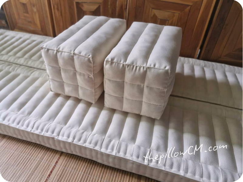 060726 9layers pillow 09 20 หมอนเก้าเย็บเก้าช่องทรงสี่เหลี่ยมด้านเท่า ยัดนุ่นธรรมชาติ ผลิตตามขนาดสั่งทำเพื่อให้เหมาะกับการใช้งานแต่ละพื้นที่