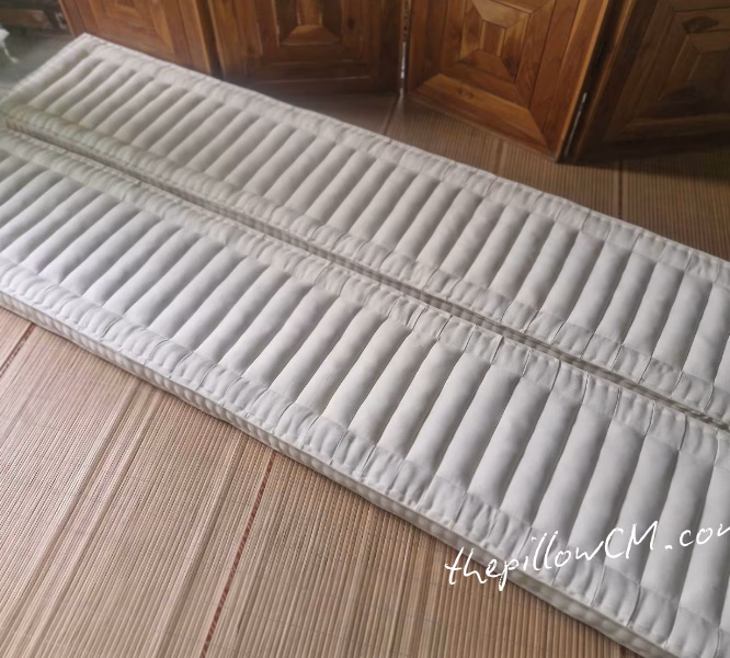 เบาะรองนั่งยาวสำหรับม้านั่ง ผลิตตามขนาด 40 x 200 ซม. ผ้าสีครีม Ivory ดีไซน์เรียบ มินิมอล ยัดนุ่นธรรมชาติแน่น คงรูป
