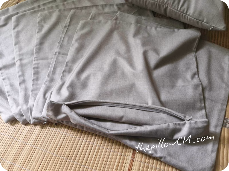 060726 throw cover 03 3 รับเย็บปลอกหมอนอิงสั่งทำตามขนาด ใช้ผ้าที่ลูกค้าส่งมา พร้อมงานเย็บเรียบร้อย ซุมช่องซิป สำหรับใส่ใส้หมอน