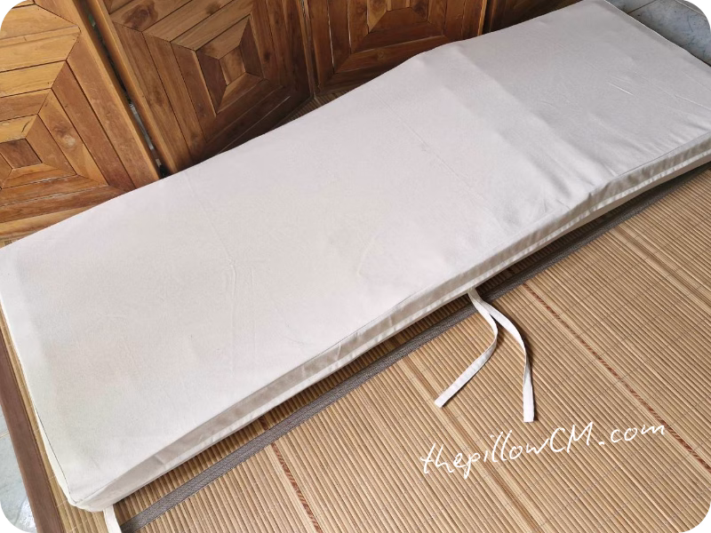 ปลอกเบาะนั่ง Custom Made เย็บตามขนาดจริง พร้อมซิปยาวและเชือกสำหรับผูกยึดกับขาเก้าอี้