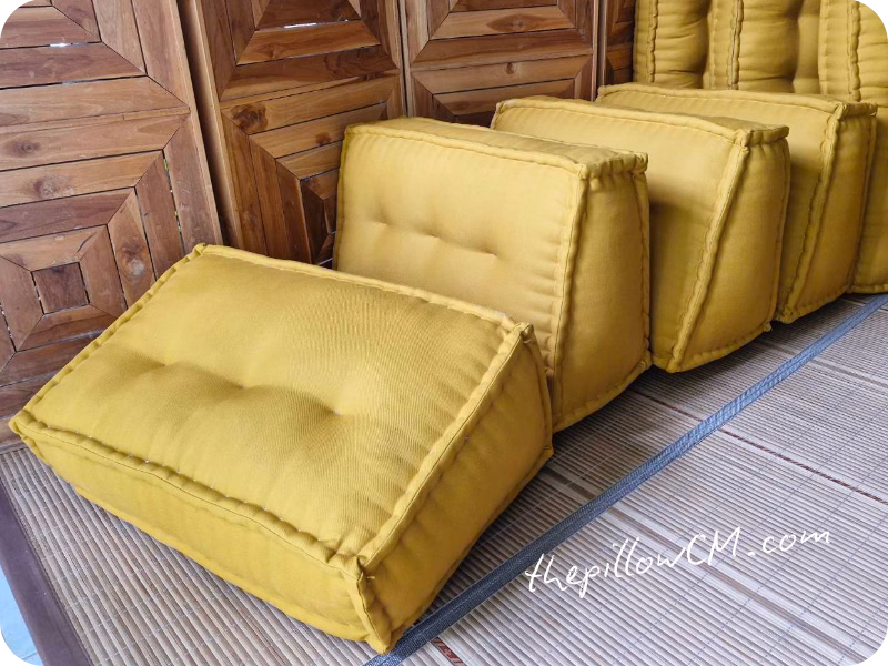 020826 wedge pillow 05 17 Headboard Cushion ยัดนุ่นธรรมชาติ ทรงสี่เหลี่ยมคางหมู รองรับหลังและเอว เหมาะสำหรับเตียงนอนทุกขนาด