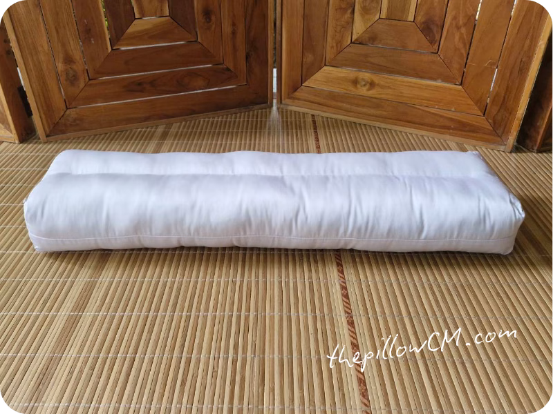 หมอนโยคะ Pranayama ทรงสี่เหลี่ยม ยัดนุ่นธรรมชาติ รองรับการเปิดอกและฝึกการหายใจ