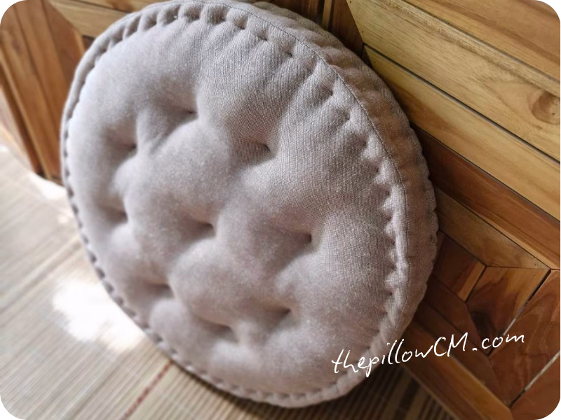 120926 round biscuit cushion w04 17 เบาะนั่งทรงกลม เย็บแบ่งช่องแบบ Biscuit ผลิตตามสั่ง