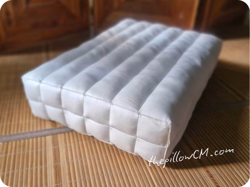 Rectangular Yoga Bolster สั่งทำตามความต้องการ ยัดนุ่นเพิ่มให้แน่นกว่าปกติและไม่ยุบง่าย